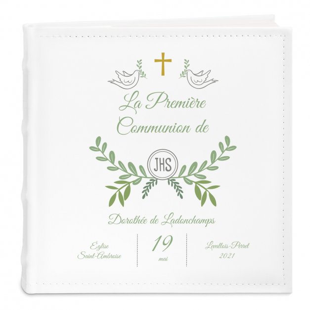 Album photo personnalisé avec impression pour la communion d'une petite fille
