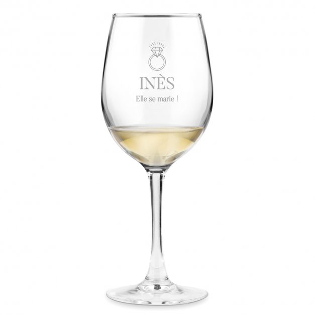 Verre à vin avec gravure pour une mariée