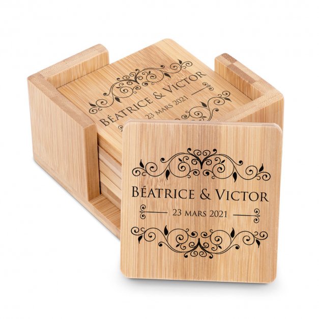 Ensemble de dessous de verres en bambou personnalisé pour un couple pour mariage