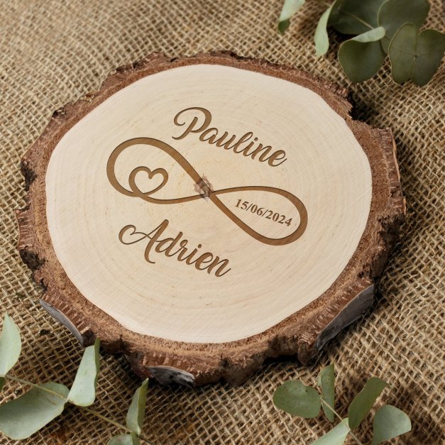 Rondin de bois personnalisé pour le marié et pour la mariée