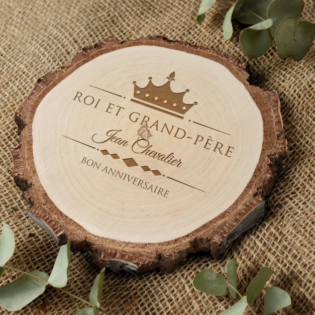 Rondin de bois avec gravure pour l'anniversaire de grand-père