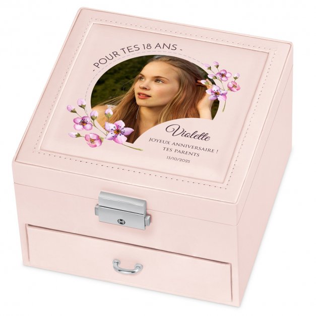 Coffret à bijoux rose personnalisé avec une photo pour une fille pour son 18e anniversaire