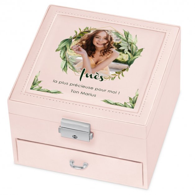 Coffret à bijoux rose avec une photo pour une copine