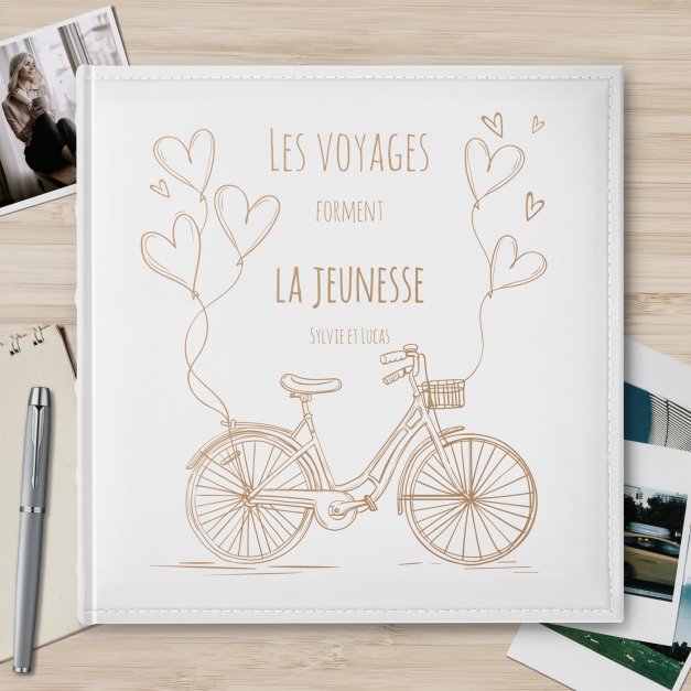 Album photo grand format avec personnalisation pour un couple de cyclistes