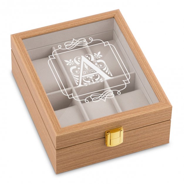 Boîte à montres en bois clair avec gravure pour l'anniversaire de maman