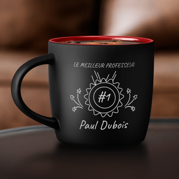 Tasse noire fond rouge en céramique avec personnalisation pour enseignant professeur