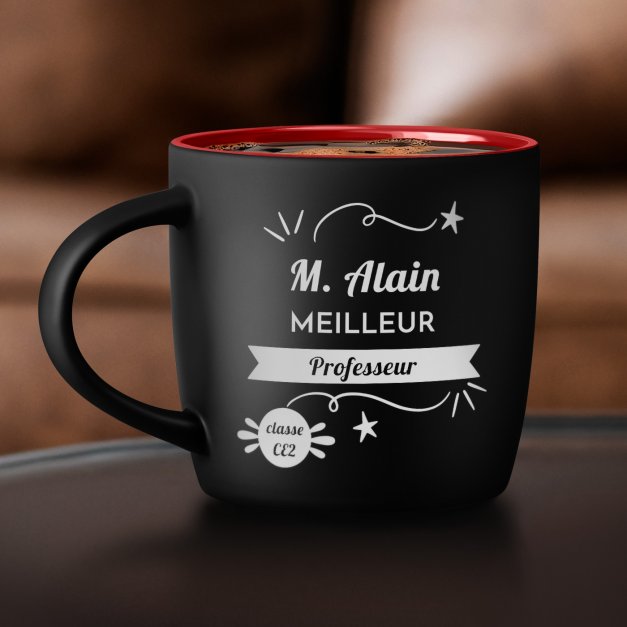 Tasse noire fond rouge en céramique avec personnalisation pour enseignant professeur