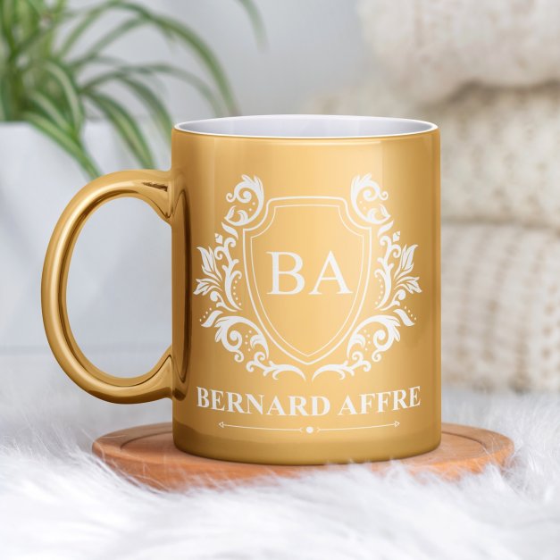 Tasse dorée en céramique avec personnalisation pour lui gentleman 