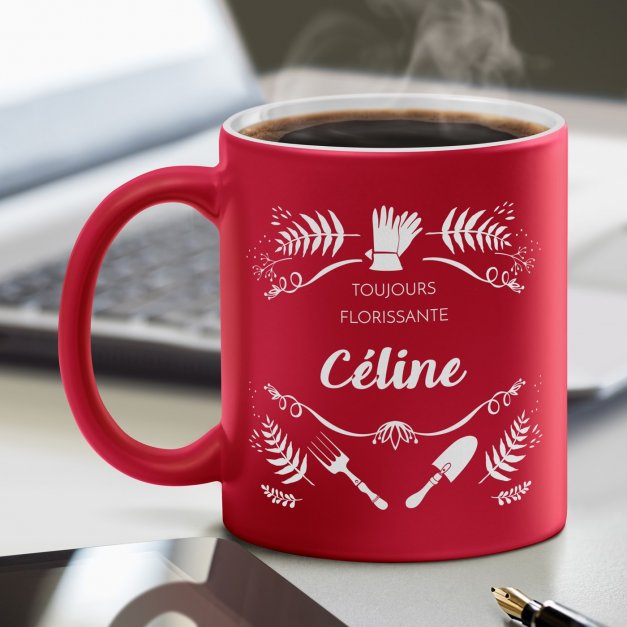 Tasse rouge en céramique fond blanc avec personnalisation pour elle jardinière anniversaire