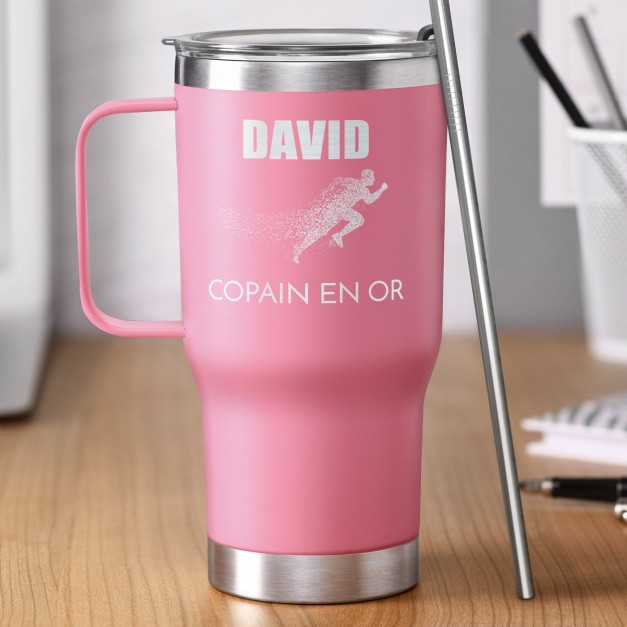 Mug thermique rose avec gravure pour l'anniversaire d'un copain