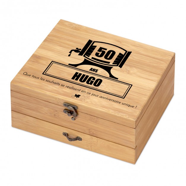 Ensemble d'accessoires pour vin avec coffret en bois de bambou personnalisé pour un homme pour ses 50 ans