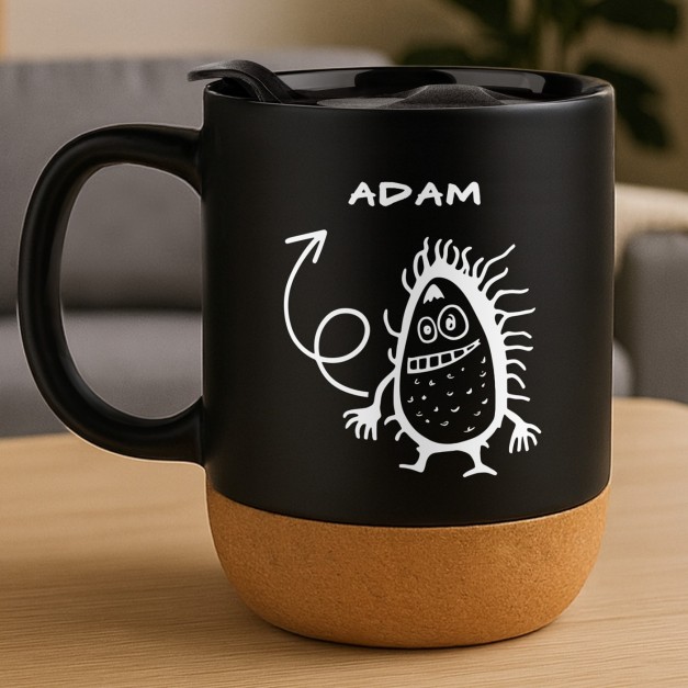 Mug noir avec impression et couvercle pour garçon anniversaire