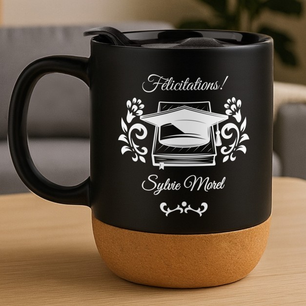 Mug noir avec impression et couvercle pour diplomé universitaire