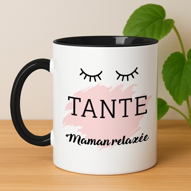 Tasse en céramique blanche et fond noir personnalisée avec impression pour l'anniversaire d'une tante