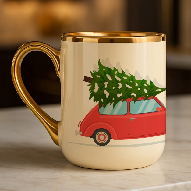Tasse en céramique beige personnalisée avec bord et anse dorés avec impression pour un proche pour Noël
