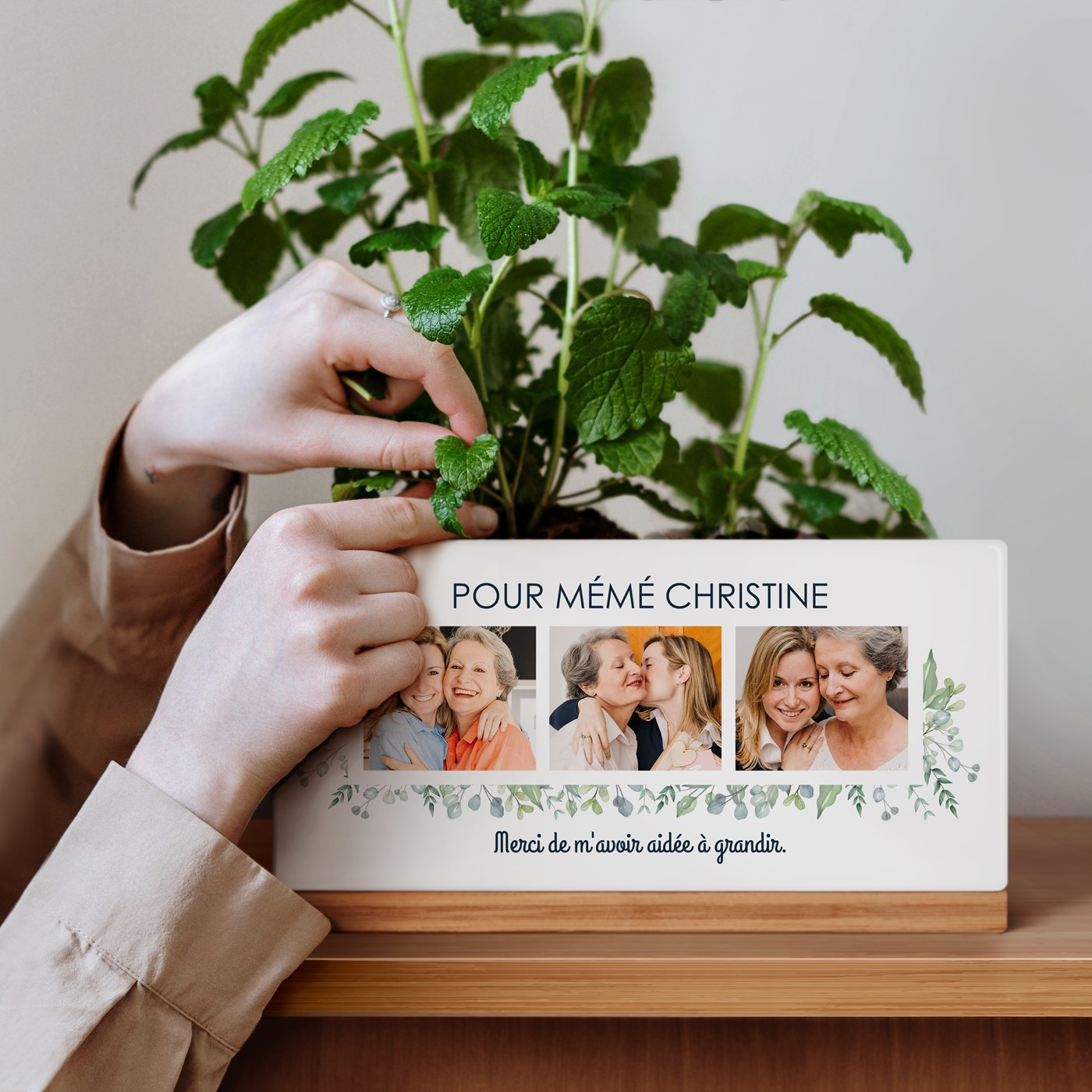 Pot de fleur en céramique avec votre photo