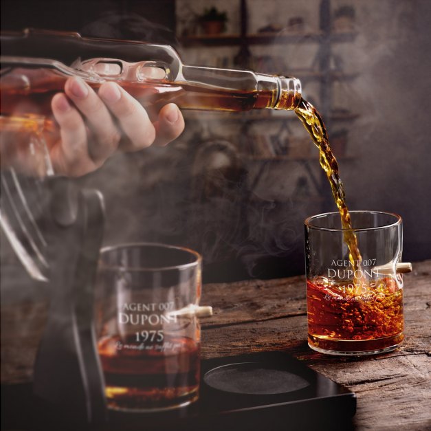 Carafe Fusil et 4 verres avec gravure pour homme fan de films d'action