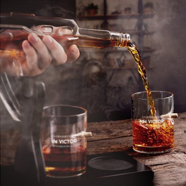 Carafe Fusil et 4 verres avec gravure pour un passionné d'armes