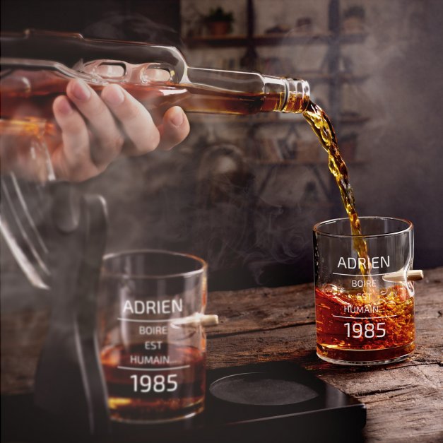 Carafe Fusil et 4 verres avec gravure pour un homme élégant