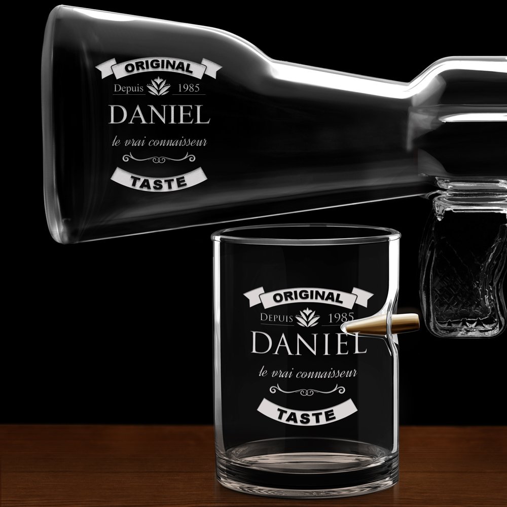 Carafe Fusil et 4 verres avec gravure pour connaisseur pour son anniversaire