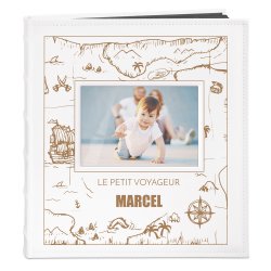 Album photo avec fenêtre et impression pour un petit voyageur