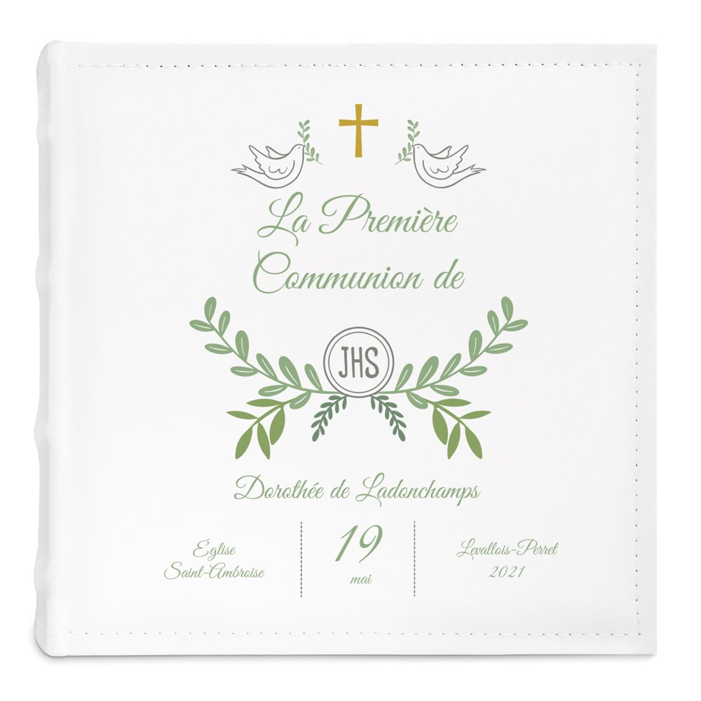 Album photo personnalisé avec impression pour la communion d'une petite fille