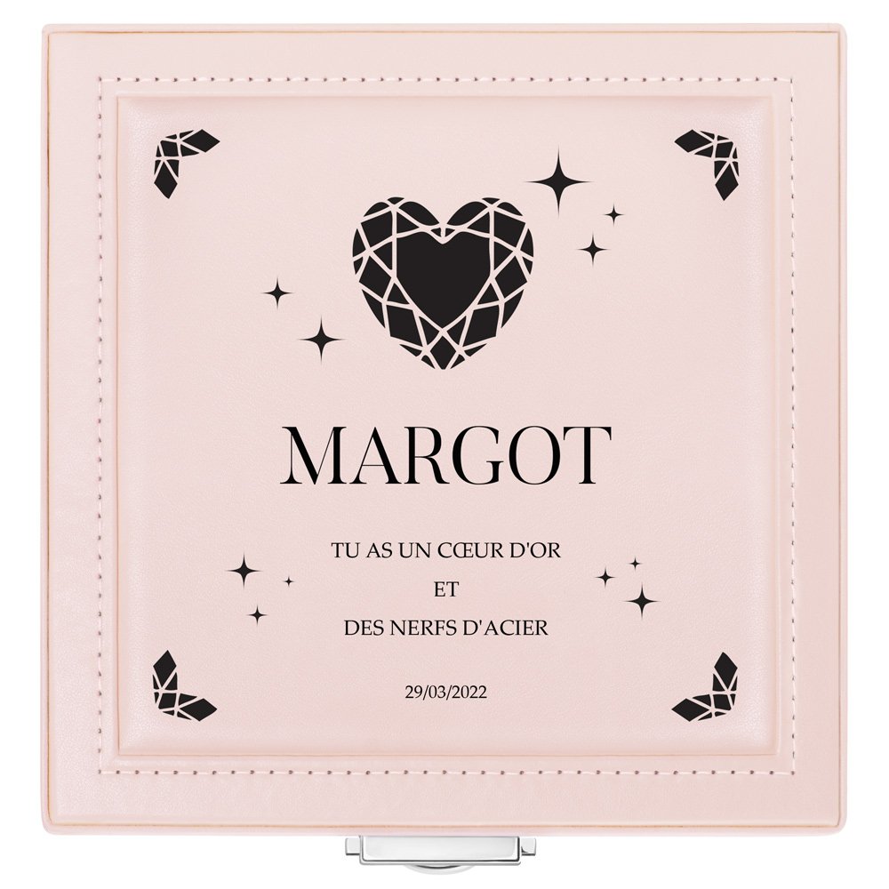 Coffret à bijoux rose personnalisé pour une femme au cœur d'or