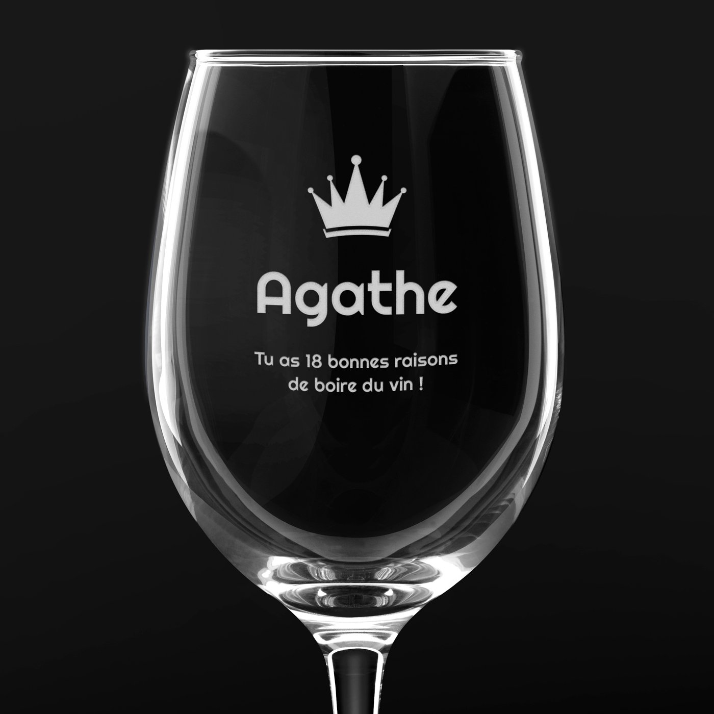 Verre à vin avec gravure pour les 18 ans d'une copine
