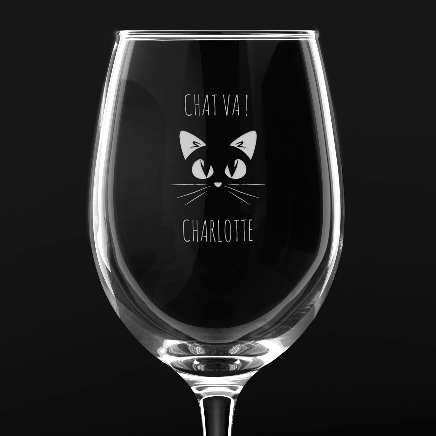 Verre à vin avec gravure pour l'anniversaire d'une collègue