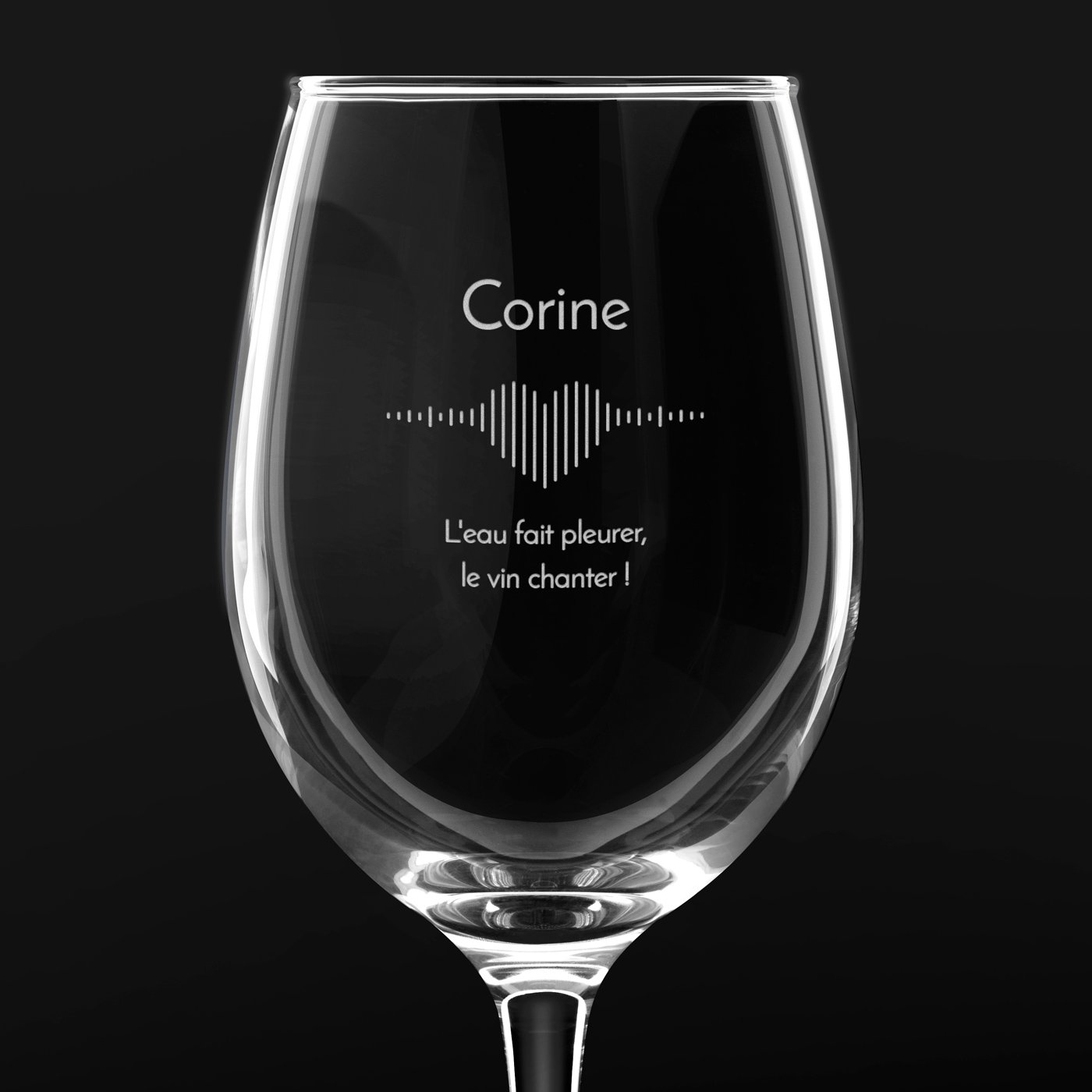 Verre à vin avec gravure pour l'anniversaire d'une sœur de cœur