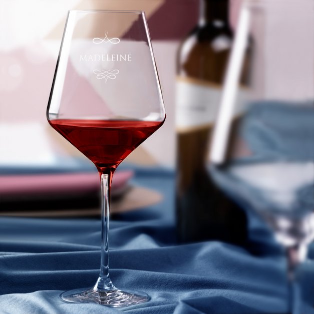 6 verres à vin AVANT-GARDE avec gravure pour l'anniversaire d'une amie