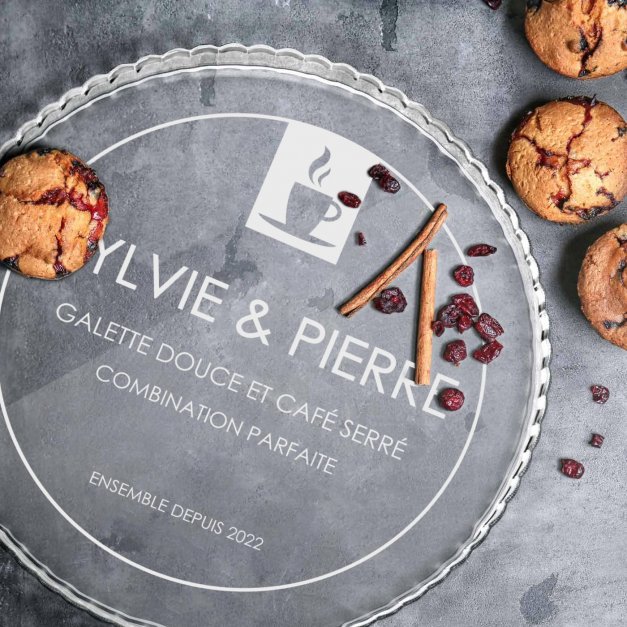 Présentoir à gâteau en verre personnalisé pour des amis pour l'anniversaire de mariage