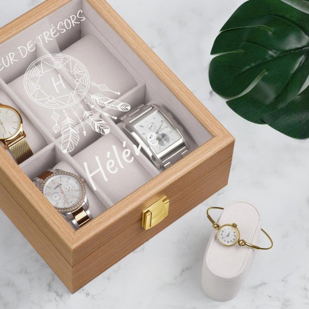 Boîte à montres en bois clair avec gravure pour une épouse pour la Saint-Valentin
