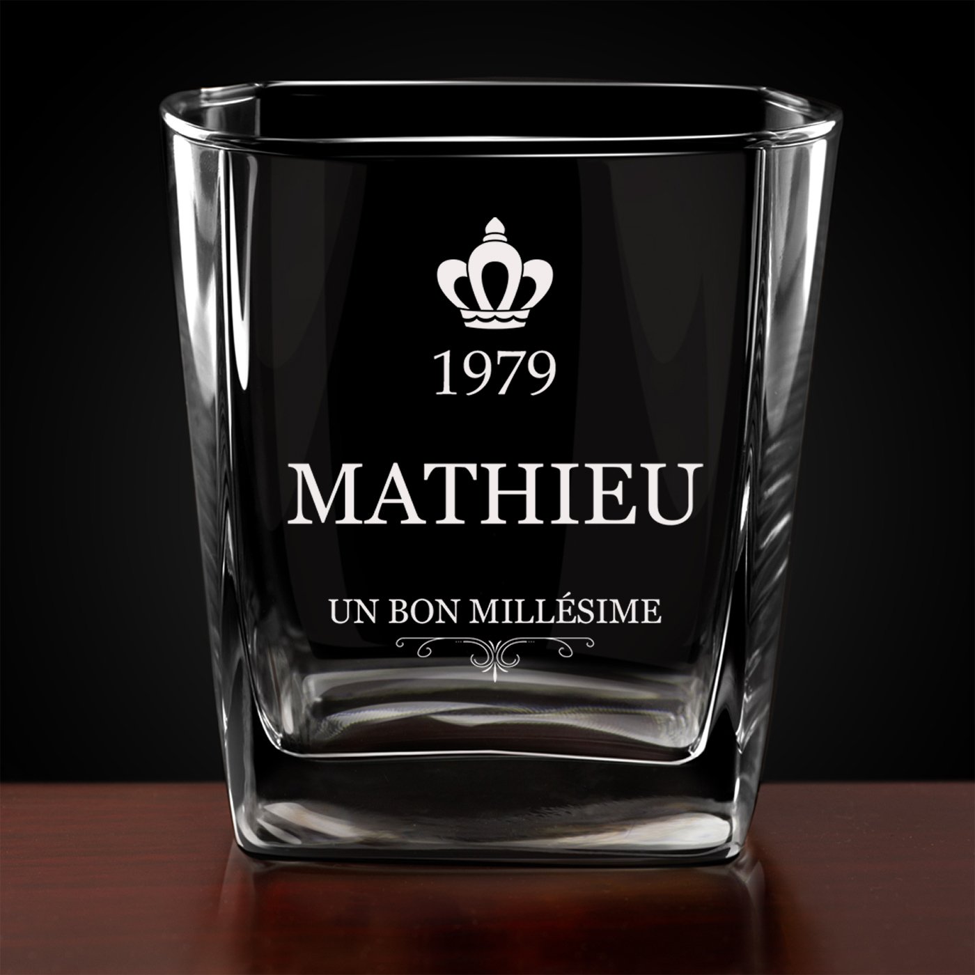 6 verres à whisky avec gravure pour un bon millésime