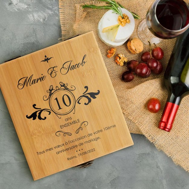 Ensemble d'accessoires pour vin avec coffret en bambou personnalisé pour un couple pour 10 ans de mariage