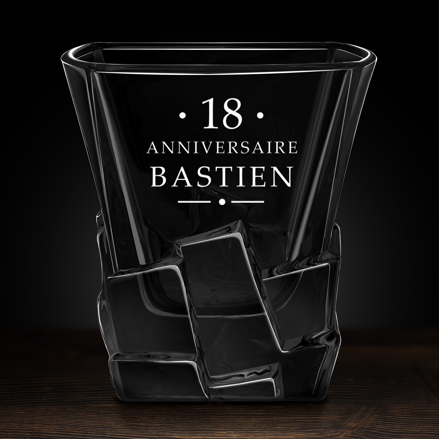 Verre à whisky Ice Blink avec gravure pour jeune homme pour ses 18 ans