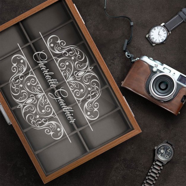 Boîte à montres gravée pour une femme pour l'anniversaire de mariage