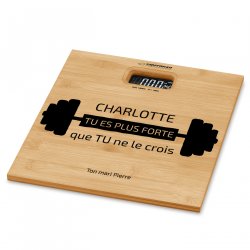 Pèse-personne en bambou avec impression pour l'anniversaire d'une femme fitness