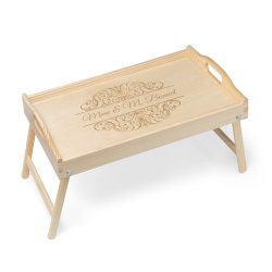 Plateau de lit en bois naturel avec gravure pour un couple pour mariage