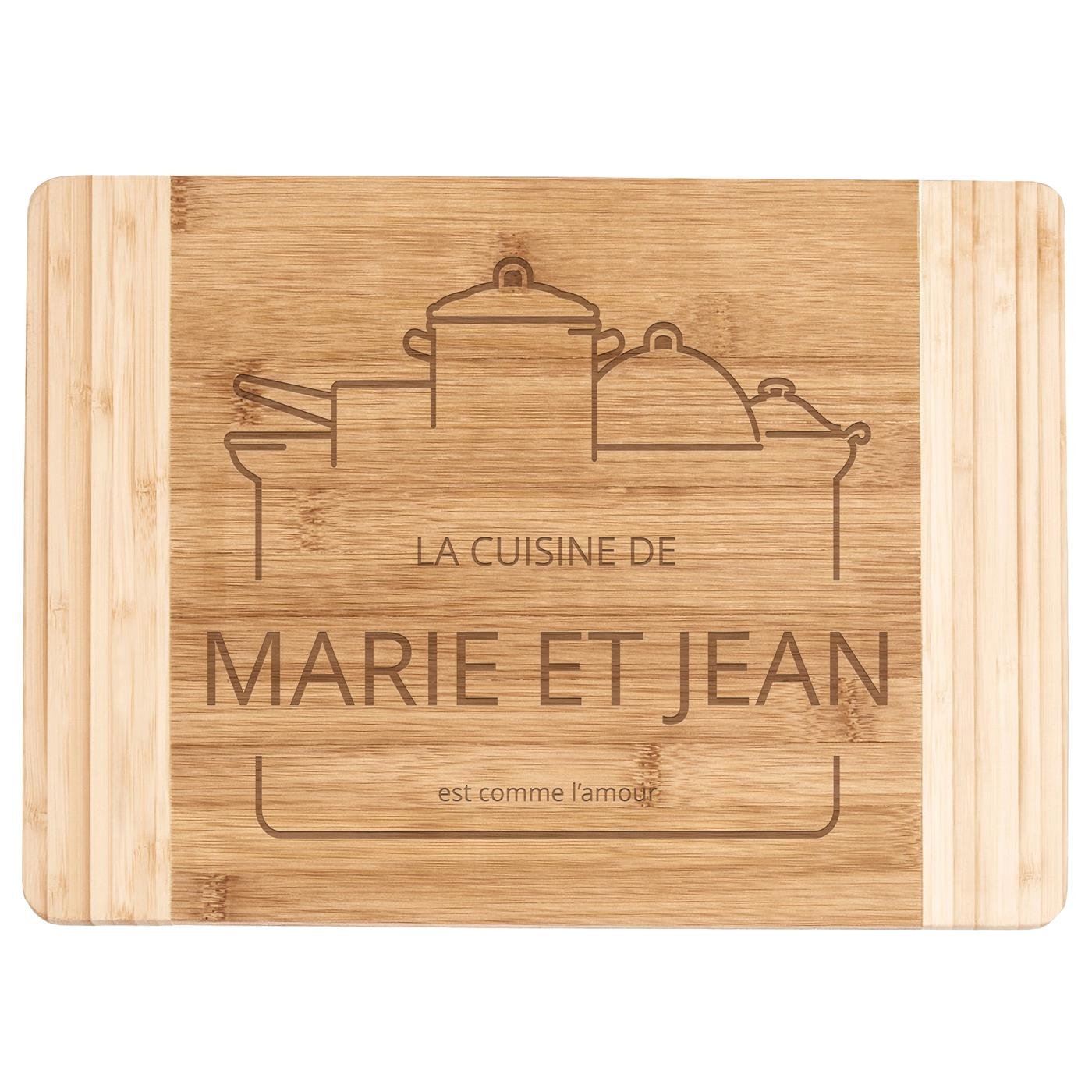 Planche à découper en bois de bambou personnalisée pour un couple pour l'anniversaire de mariage