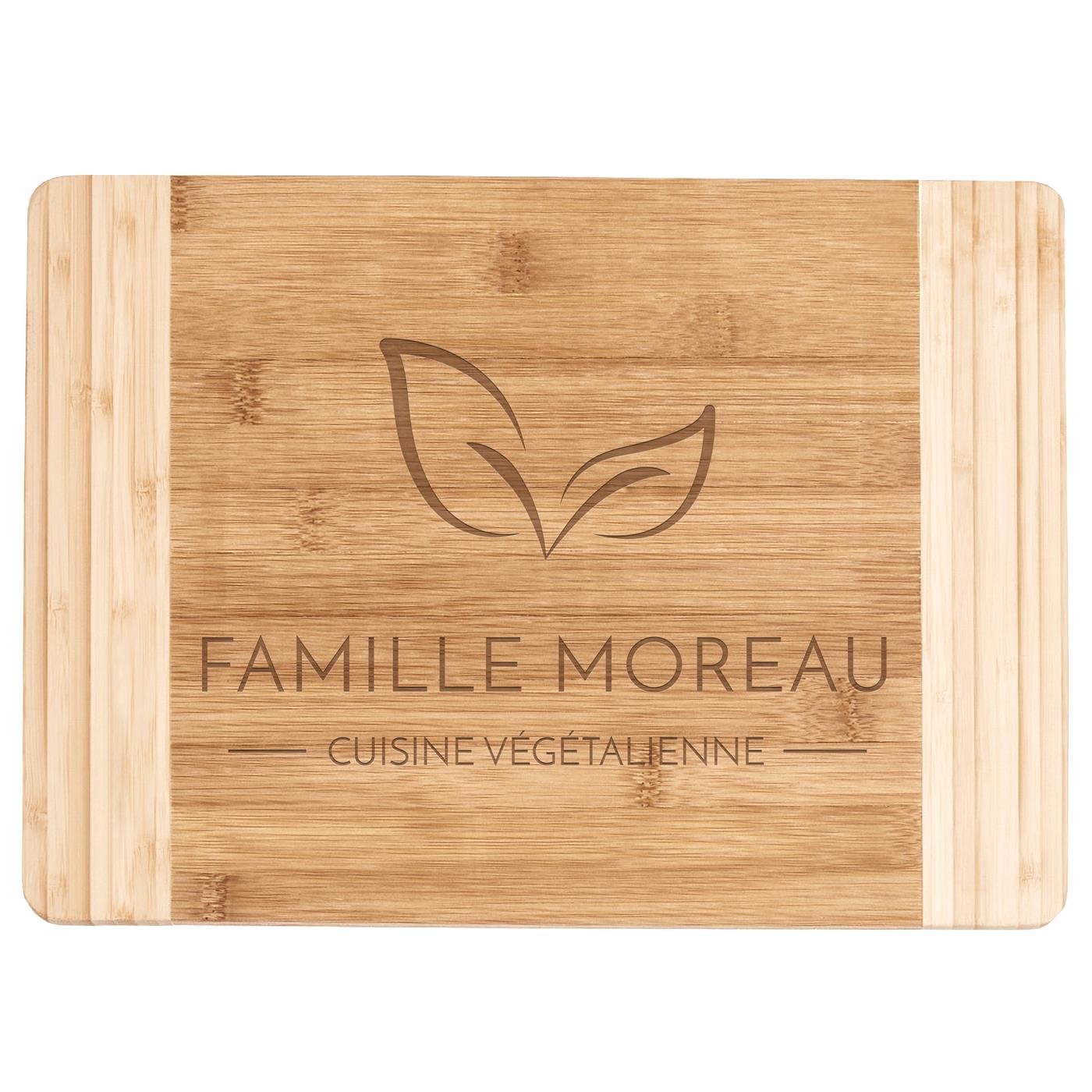 Planche à découper en bois de bambou avec gravure pour une famille végan