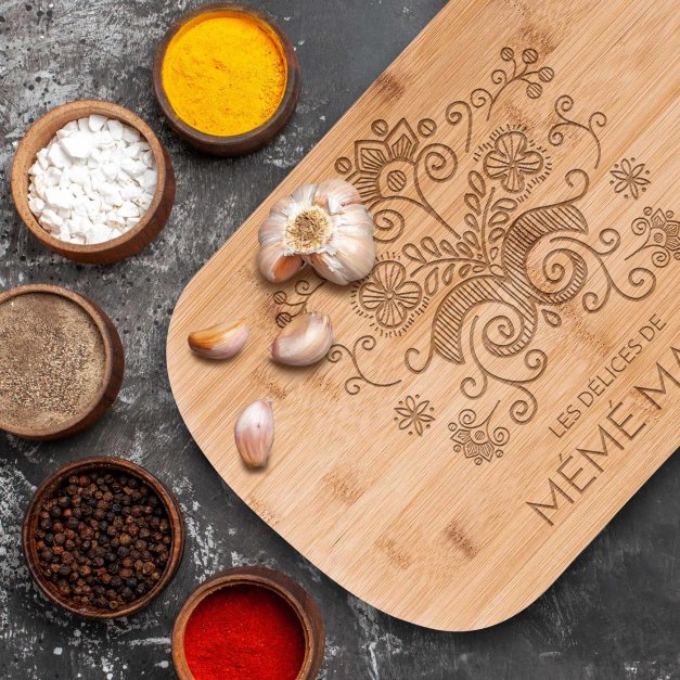 Planche à découper en bambou personnalisée pour l'anniversaire de mamie
