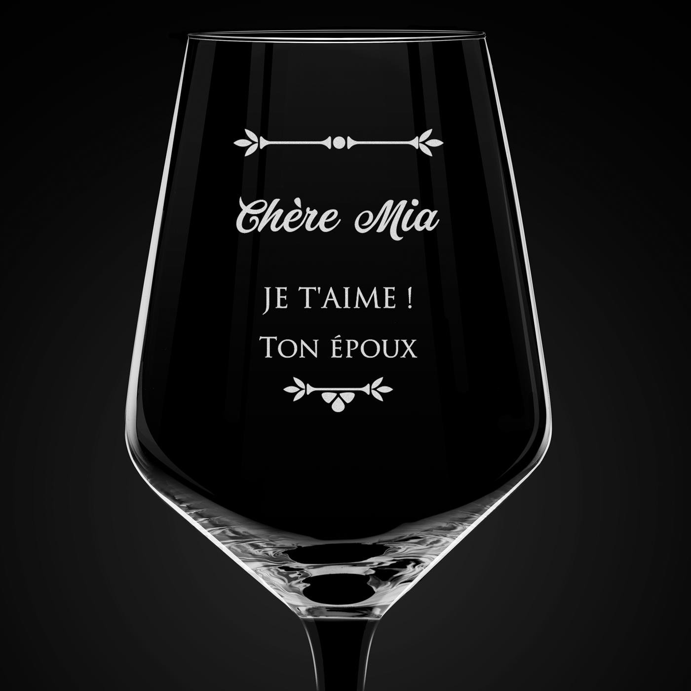 6 verres à vin à pied noir avec gravure pour une femme