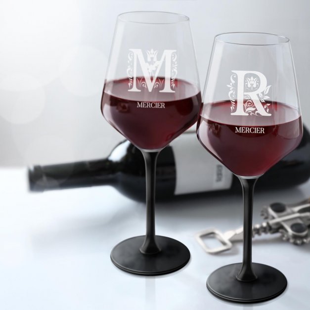 2 verres à vin à pied noir avec gravure pour un couple