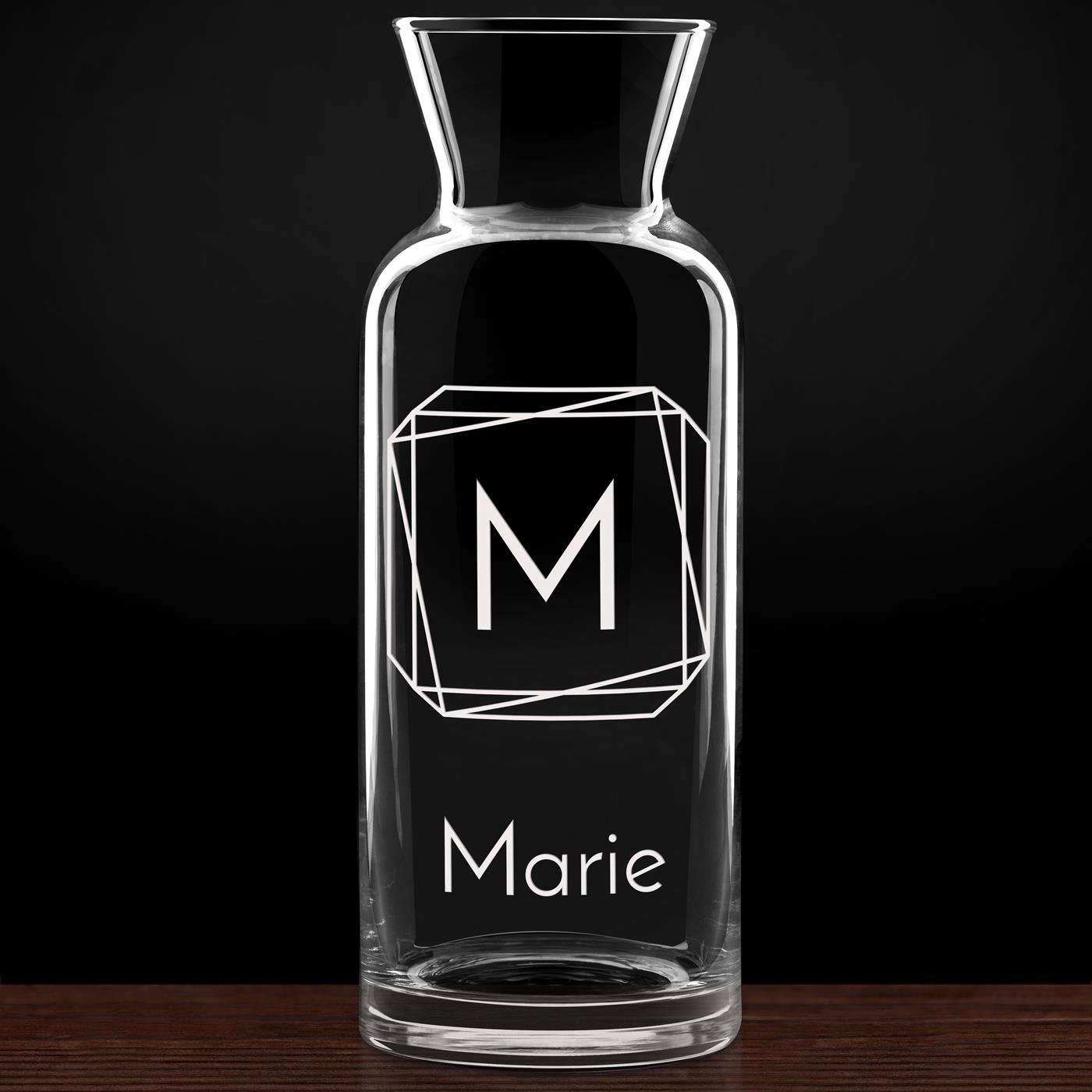 Carafe à eau en verre personnalisée pour l'anniversaire d'une femme