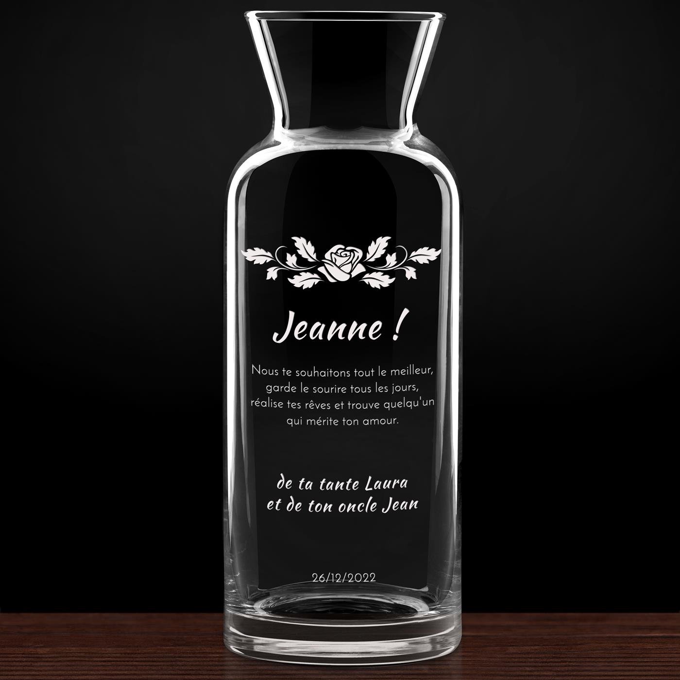 Carafe à eau en verre personnalisée pour l'anniversaire d'une nièce