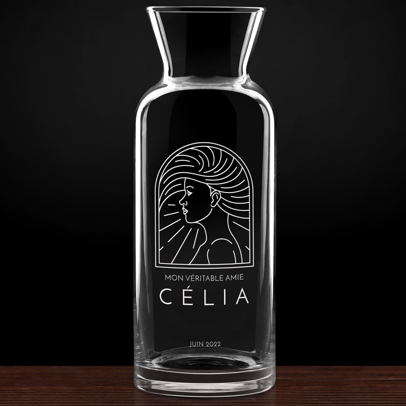 Carafe à eau en verre avec gravure pour une amie pour l'enterrement de vie de jeune fille