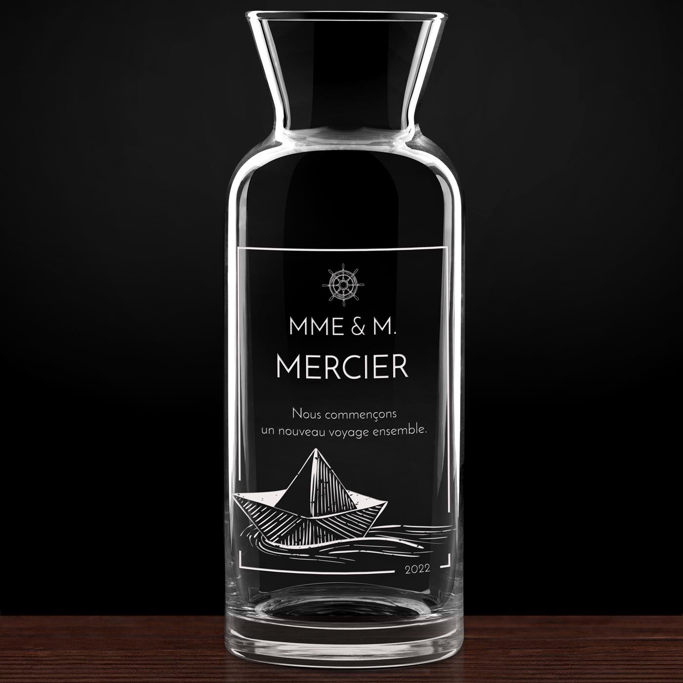 Carafe à eau en verre avec gravure pour des amis pour mariage