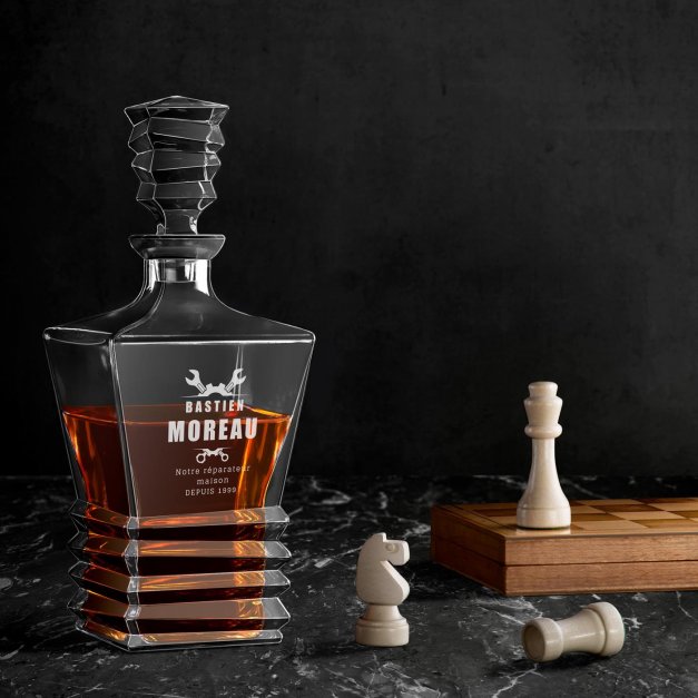 Carafe Geometric avec gravure pour un mécanicien