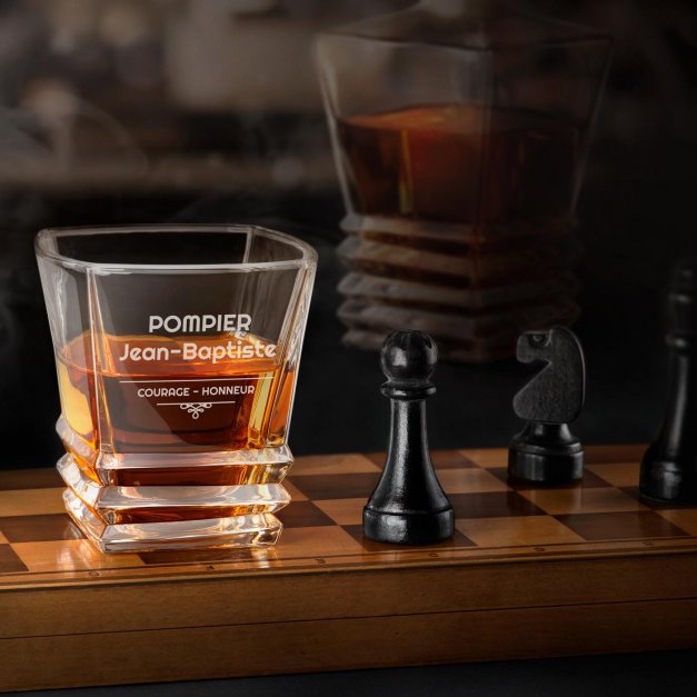 Verre à whisky Geometric avec gravure pour un pompier